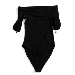Top Shop Off the Shoulder Body Suit - black